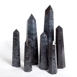 indigo-gabbro-obelisk-a_1658692664